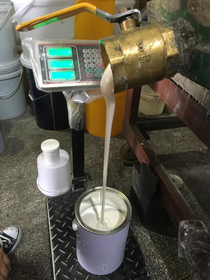 液態(tài)硅膠產(chǎn)品出現(xiàn)流紋路的原因是什么？